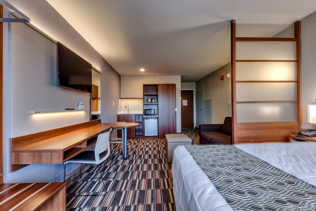 Microtel Inn & Suites By Wyndham Niagara Falls Buitenkant foto