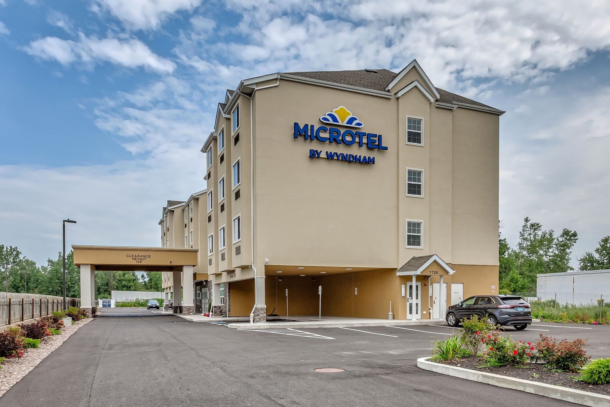 Microtel Inn & Suites By Wyndham Niagara Falls Buitenkant foto